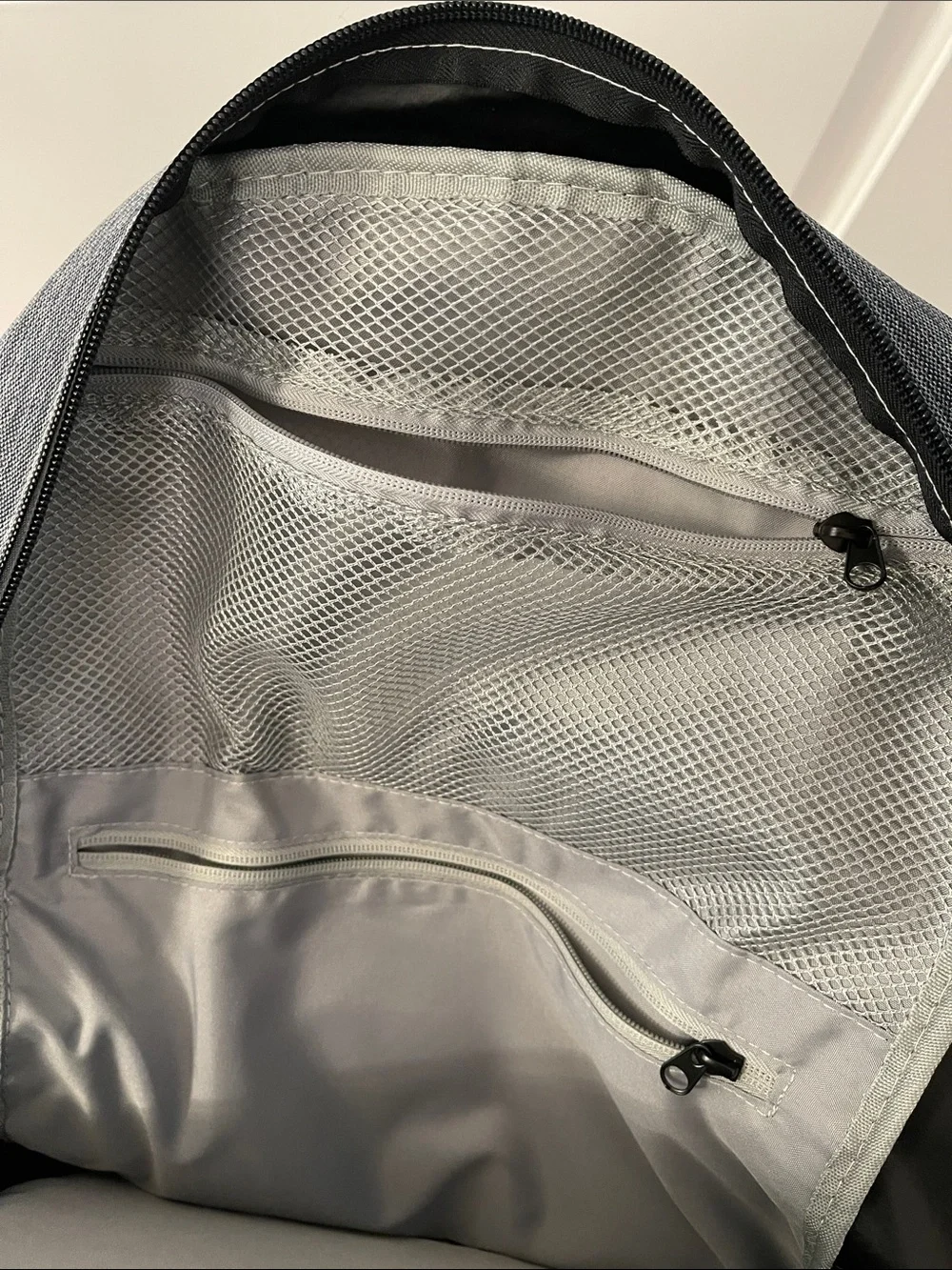 RAREFORM California Men's Black Backpack with Red and Blue Speckle Pattern